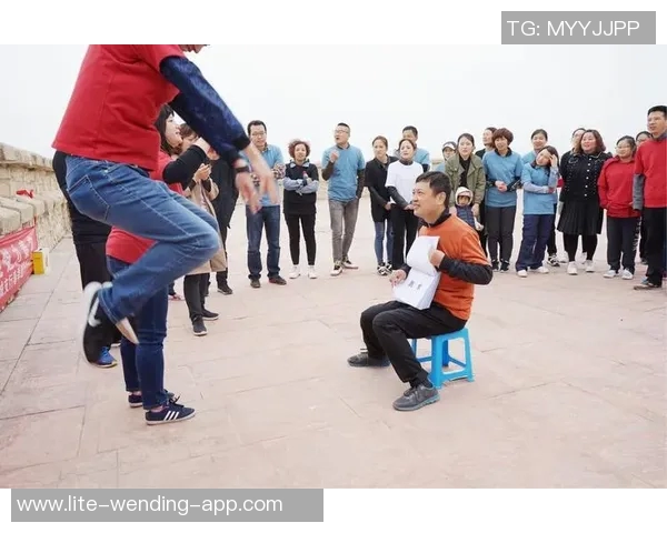 太阳园足球宝贝展现青春活力与激情魅力的完美结合